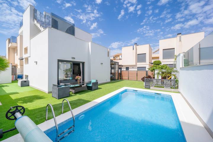Apartamento para 8 personas, con jardín en Las Calas