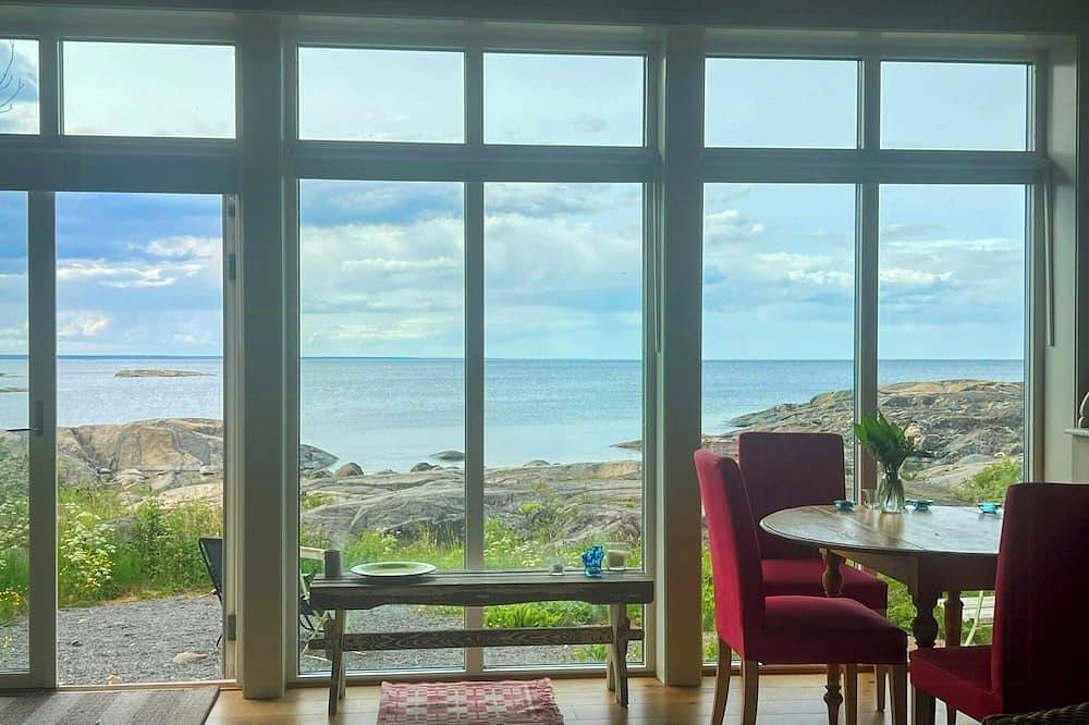 Haus in Meeresnähe mit Panoramablick auf Väddö in Väddö