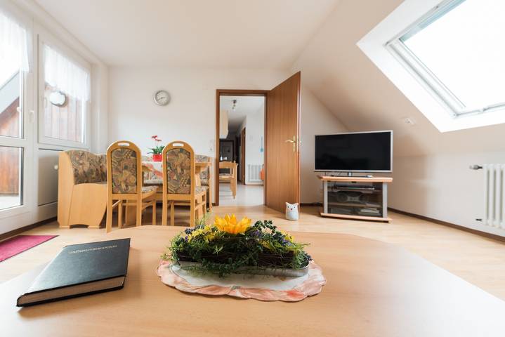 Ganze Ferienwohnung, Haus Weinbergblick - Haus Weinbergblick, 65 qm, 2-4 Personen in Ihringen am Kaiserstuhl, Kaiserstuhl