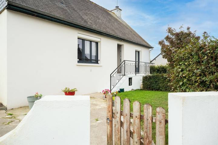 Location de vacances pour 6 personnes, avec jardin, adapté aux familles à Sévignac