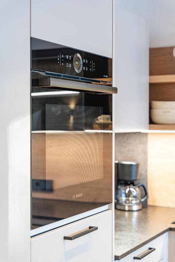 Ganze Wohnung, Apartment with Terrace in Tuxer Alpen, Sistrans