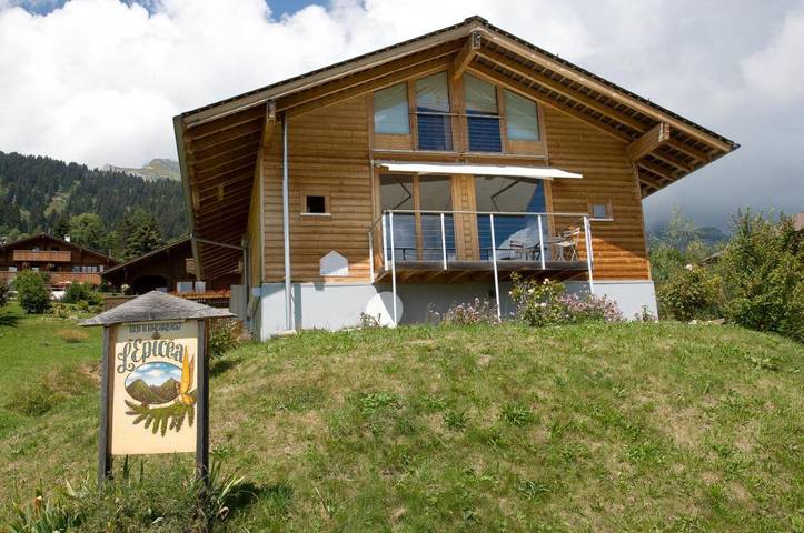 Chambre d’hôte pour 3 personnes, avec jardin et terrasse à Leysin