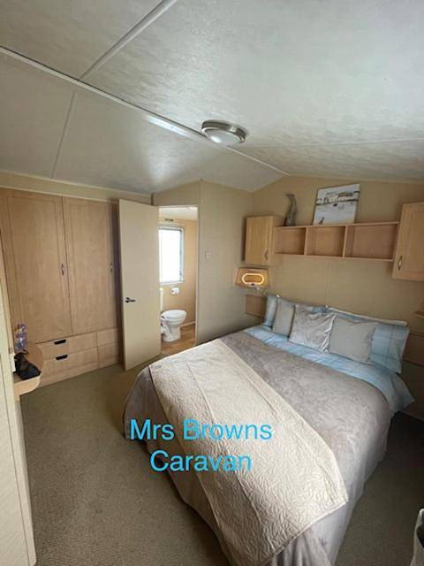 Camping for 6 people, with Terrace and Children pool as well as Pool in Clacton-on-Sea