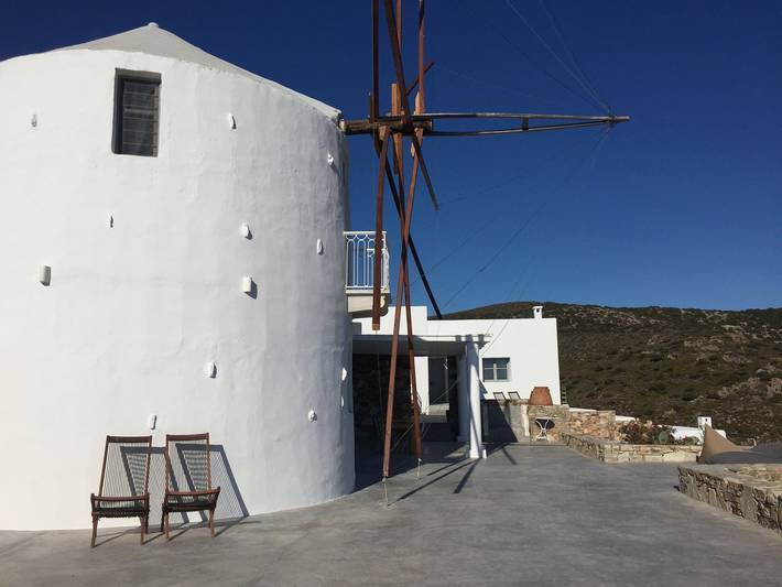 Villa pour 4 personnes, avec vue sur l’océan et piscine ainsi que jardin et terrasse dans Antiparos - 2