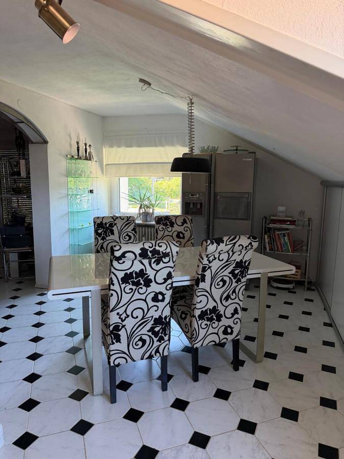 Ferienwohnung für 4 Personen, mit Balkon und Ausblick in Silz (Pfalz) - 2