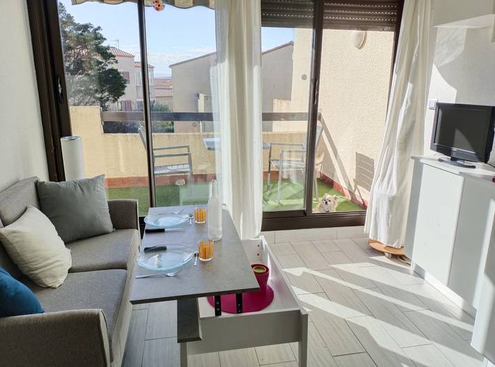 Gîte pour 2 personnes, avec piscine et balcon dans l' Aude - 4