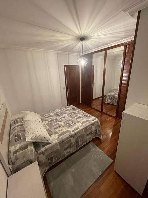 Gîte pour 8 personnes, avec balcon à Ames - 4