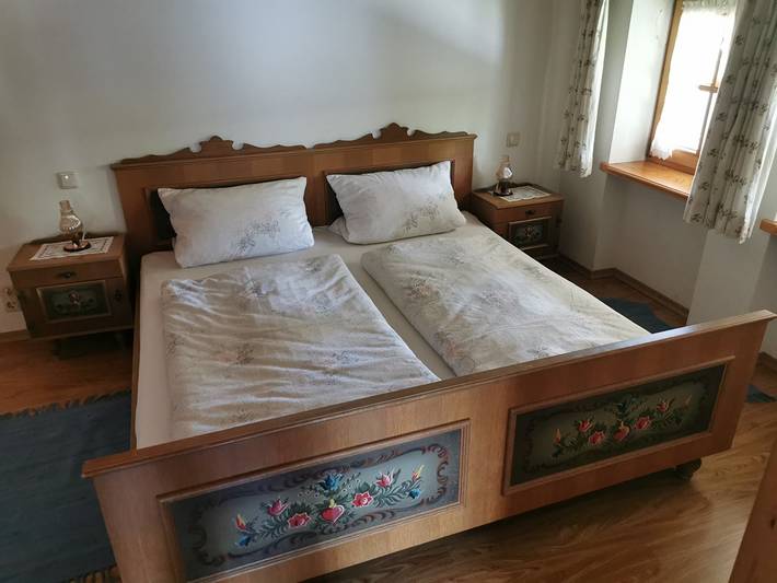 Ganze Ferienwohnung, Feichten-Hof Zuhaus Familie Zaiser - Ferienwohnung für 1-4 Personen, 32 qm, Wohnküche, 1 sep. Schlafzimmer, Balkon in Schleching, Bayerische Alpen