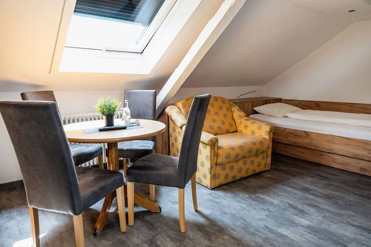 Gîte pour 6 personnes, avec jardin et terrasse à Hünfeld - 4