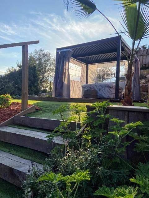 Chambre d’hôte pour 2 personnes, avec piscine et jardin ainsi que bassin pour enfant et terrasse, adapté aux familles dans Privas - 3