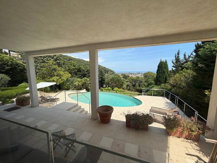 Villa « Julia » con vistas al mar, Wi-Fi y aire acondicionado in Le Cannet, Costa mediterránea (Francia)