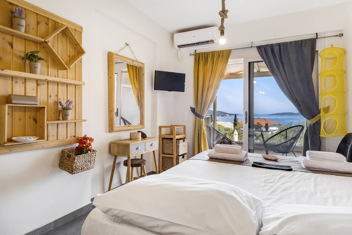 Ganze Wohnung, Apartment 'Oceanida Aelia Room' mit Wlan in Nikiana, Alexandros