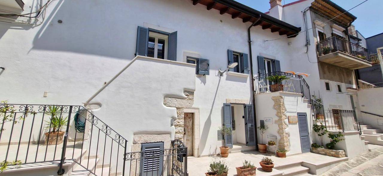 Double Room with Private Bathroom in Vico del Gargano, Gargano