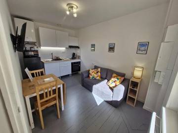 Gîte pour 4 personnes, avec terrasse à Les Martres-de-Veyre