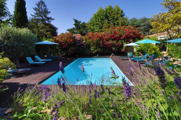 Cottage pour 4 personnes, avec jardin et piscine à Gémenos
