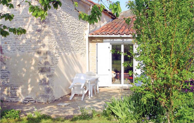 Maison de vacances pour 2 personnes, avec terrasse, animaux acceptés en Charente - 3