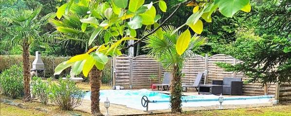 Gîte pour 5 personnes, avec jacuzzi ainsi que jardin et piscine à Luzech