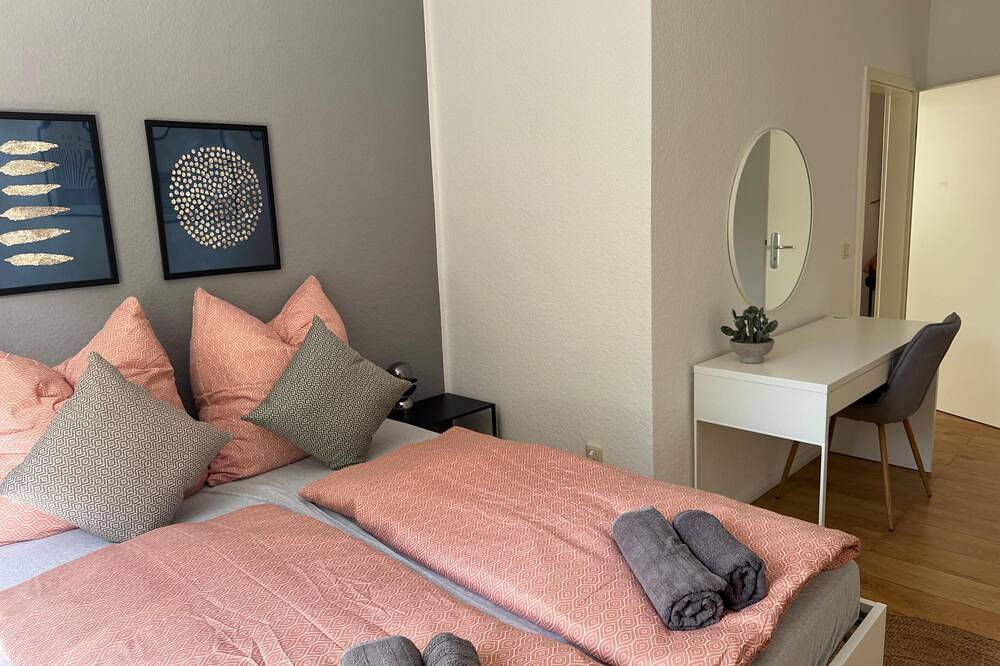 Ganze Wohnung, Appartement \"Martha\" an der Goitzsche mit 3 Schlafzimmern und Stellplatz in Bitterfeld-Wolfen, Dessau-Wörlitzer Gartenreich