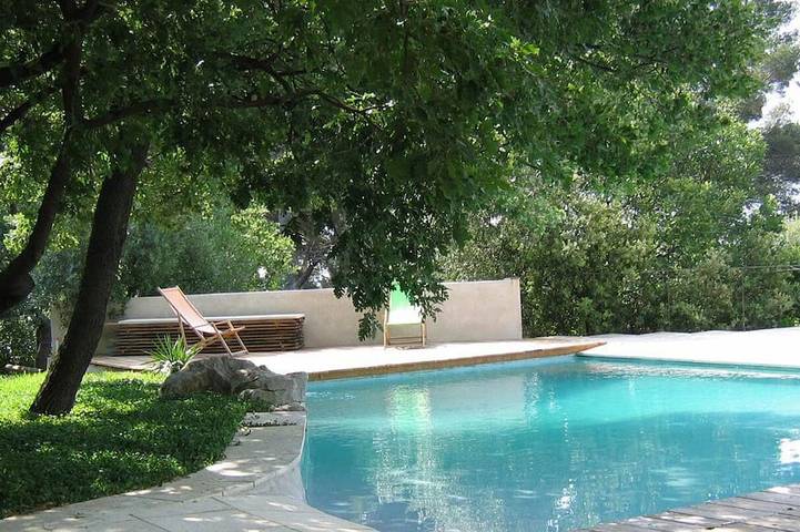 Maison de vacances pour 4 personnes, avec jardin ainsi que terrasse et piscine à Ollioules