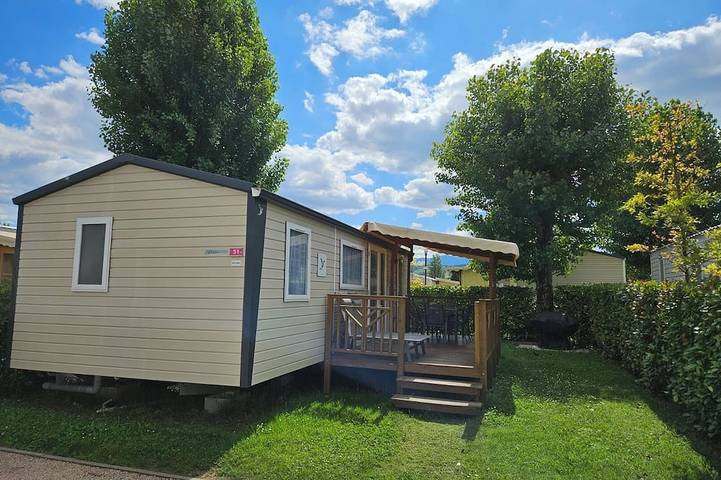 Mobil home pour 6 personnes à Condrieu