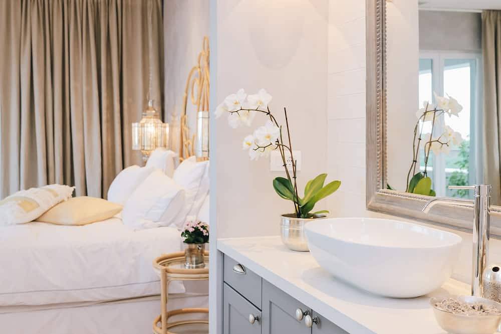 Luxury Villa with private pool and sea view in Medveja, Lovran