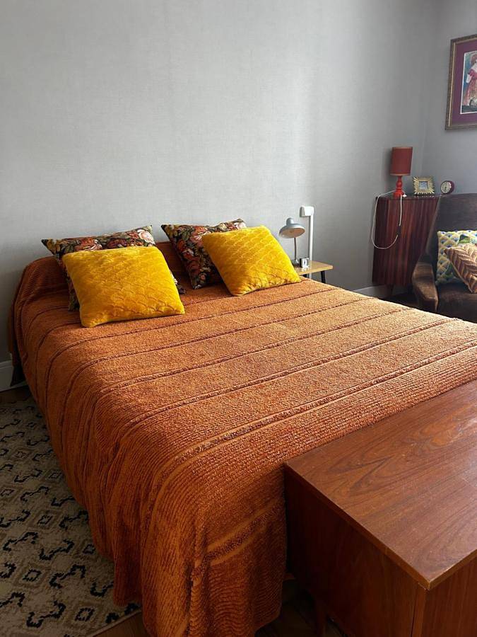 Location de vacances pour 2 personnes, avec Terrasse ainsi que Jardin et Vue à Cunlhat