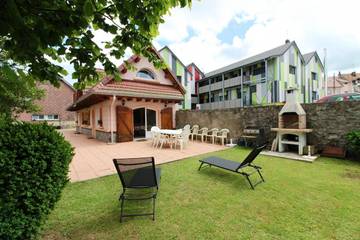 Gîte pour 8 personnes, avec terrasse et jardin à Corcieux