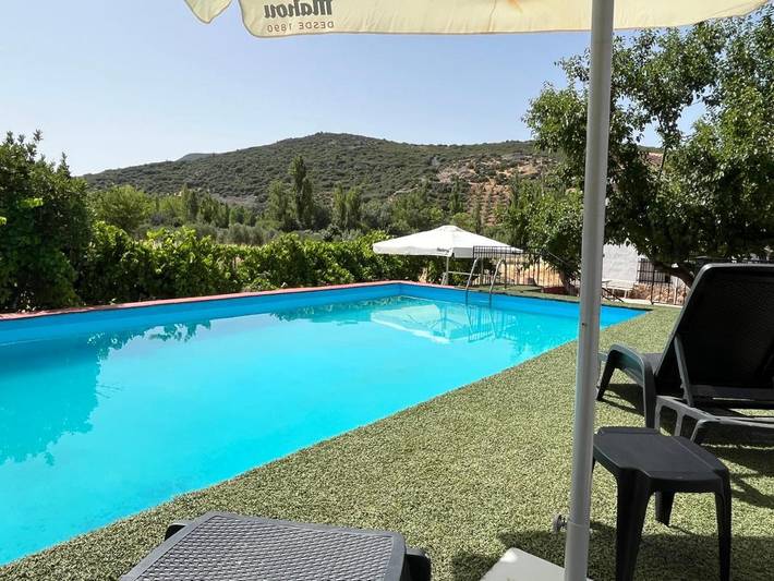 Casa rural con piscina para 10 personas, con Terraza y Jardín además de Piscina y Vistas en Provincia de Albacete