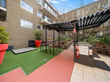 Holiday Apartment for 2 People in Canberra, New South Wales, Photo 2