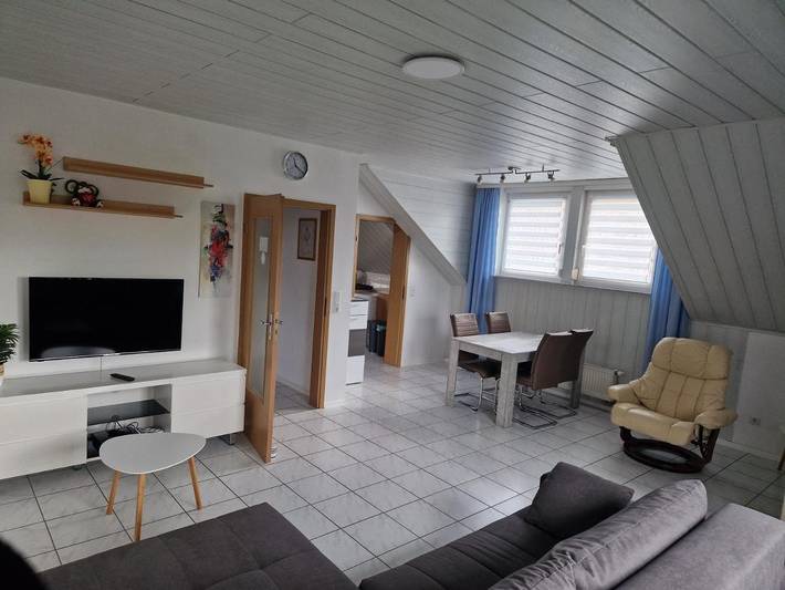 Ferienwohnung für 6 Personen, mit Terrasse und Garten sowie Ausblick in Zweibrücken - 2