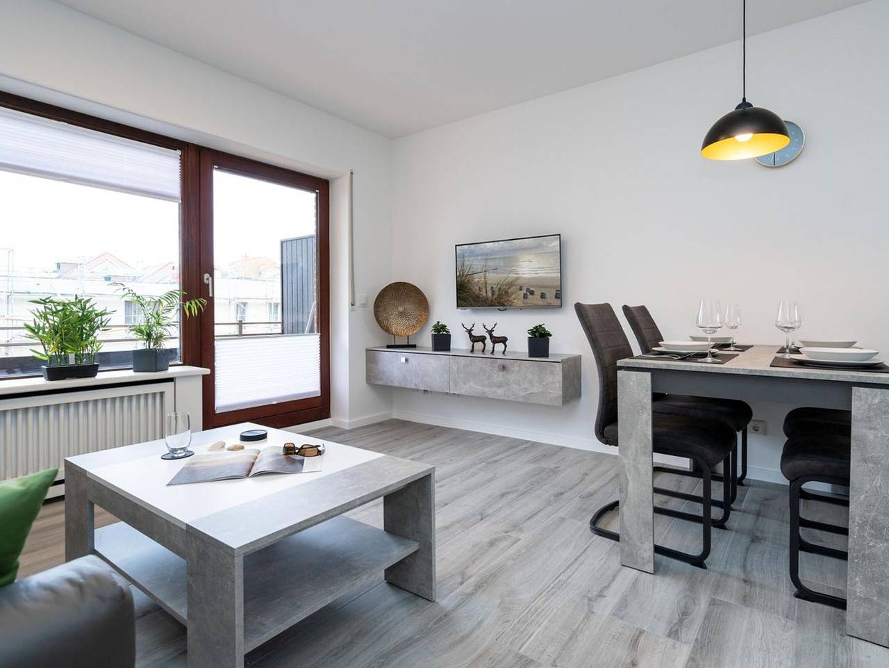 Ganze Ferienwohnung, Störtebeker App. 16 - Strandnahes App. für 4 Personen mit Balkon, Pkw-Stellplatz. Haustiere erlaubt. in Westerland, Sylt (Gemeinde)