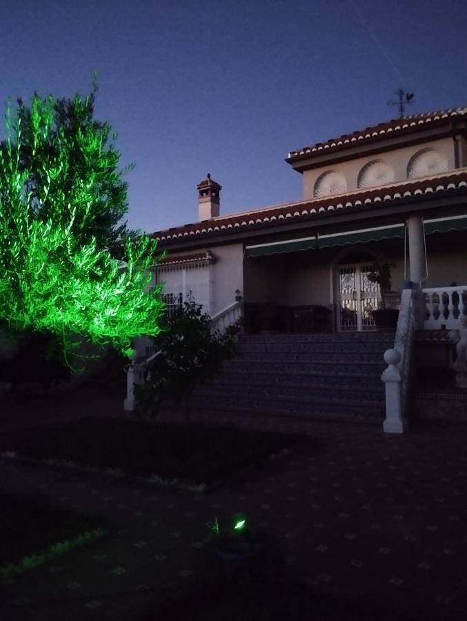 Casa rural para 10 personas, con Balcón y Terraza además de Jardín y Piscina en Cúllar Vega - 4