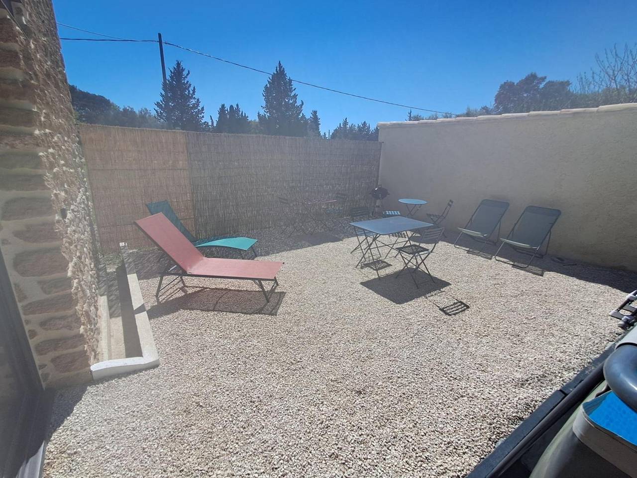 Ganze Wohnung, Apartment 'Chez Vero & David - Piscine' mit privatem Pool, Wlan und Klimaanlage in Suze-la-Rousse, Nyons und Umgebung