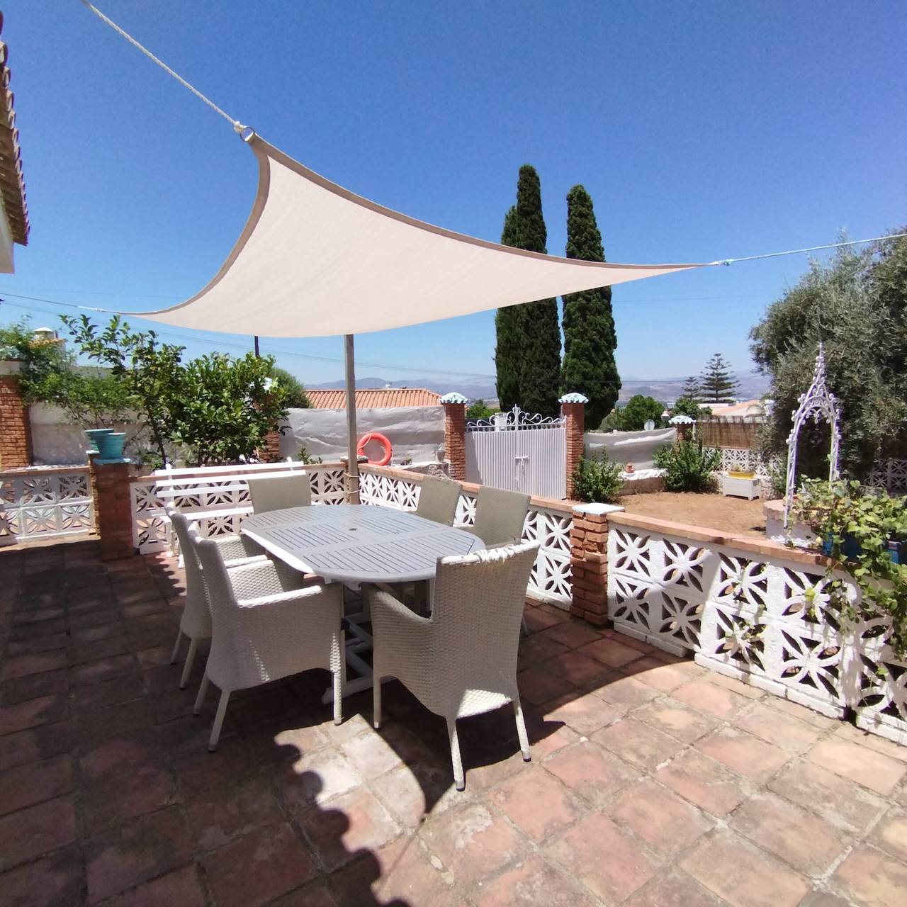 Maison de vacances 'Villa Namaste' avec vue sur la montagne, Wi-Fi et climatisation in Alhaurín de la Torre, Costa del Sol