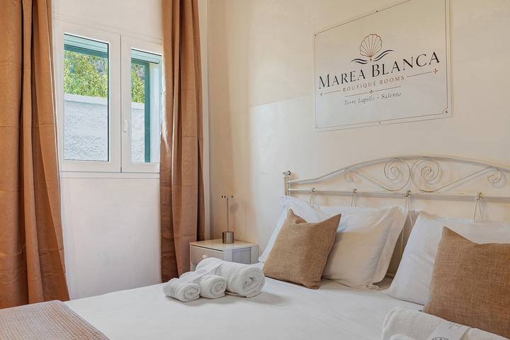 Bed and Breakfast for 2 personer med have in Porto Cesareo, Taranto-bugten