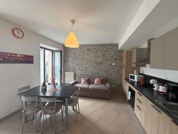 Ferienwohnung für 6 Personen, mit Garten am Gardasee