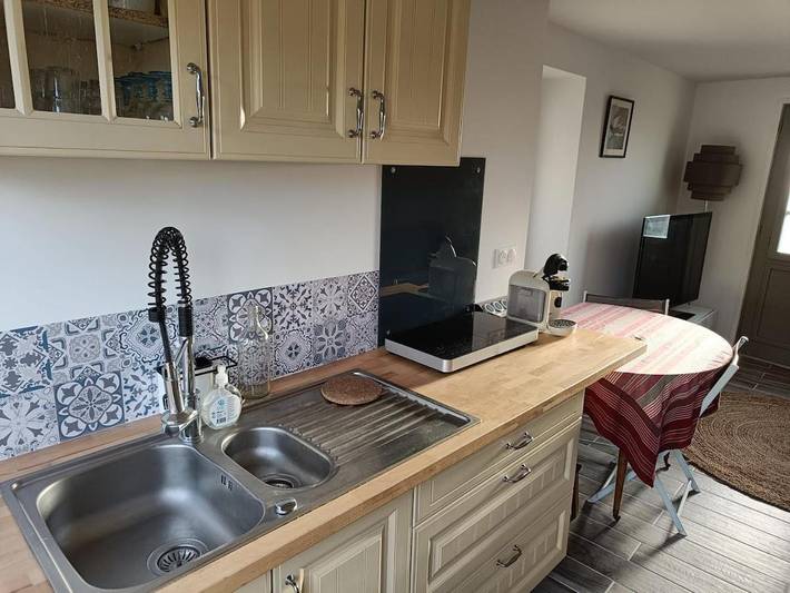 Location de vacances pour 2 personnes, avec piscine et jardin dans Les Hospitaux (Erquy) - 2