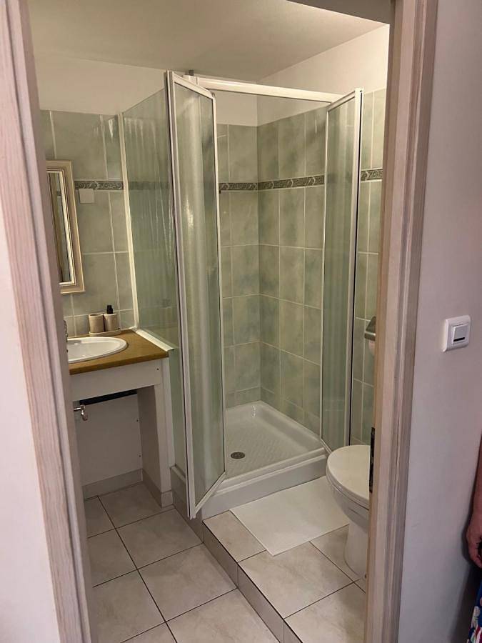 Chambre d’hôte pour 2 personnes, avec terrasse ainsi que jardin et vue à Villecroze - 4