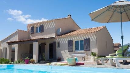 Location de vacances pour 9 personnes, avec piscine et jardin, animaux acceptés à Beaufort (Francia)