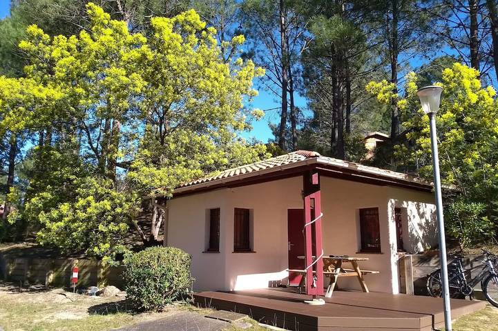 Ferienhaus für 4 Personen, mit Terrasse und Pool in Moliets-et-Maa