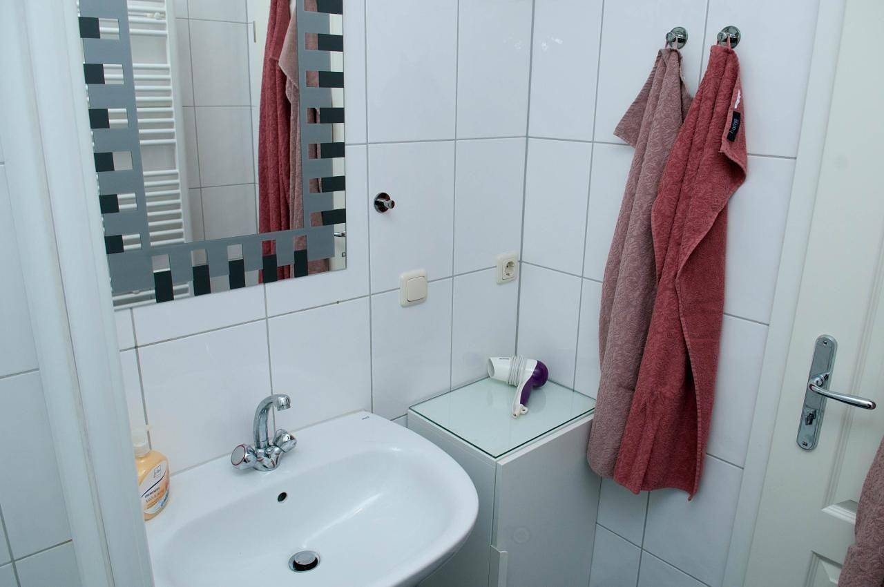 Ganze Ferienwohnung, Appartement in Strandnähe in Baabe, Rügen