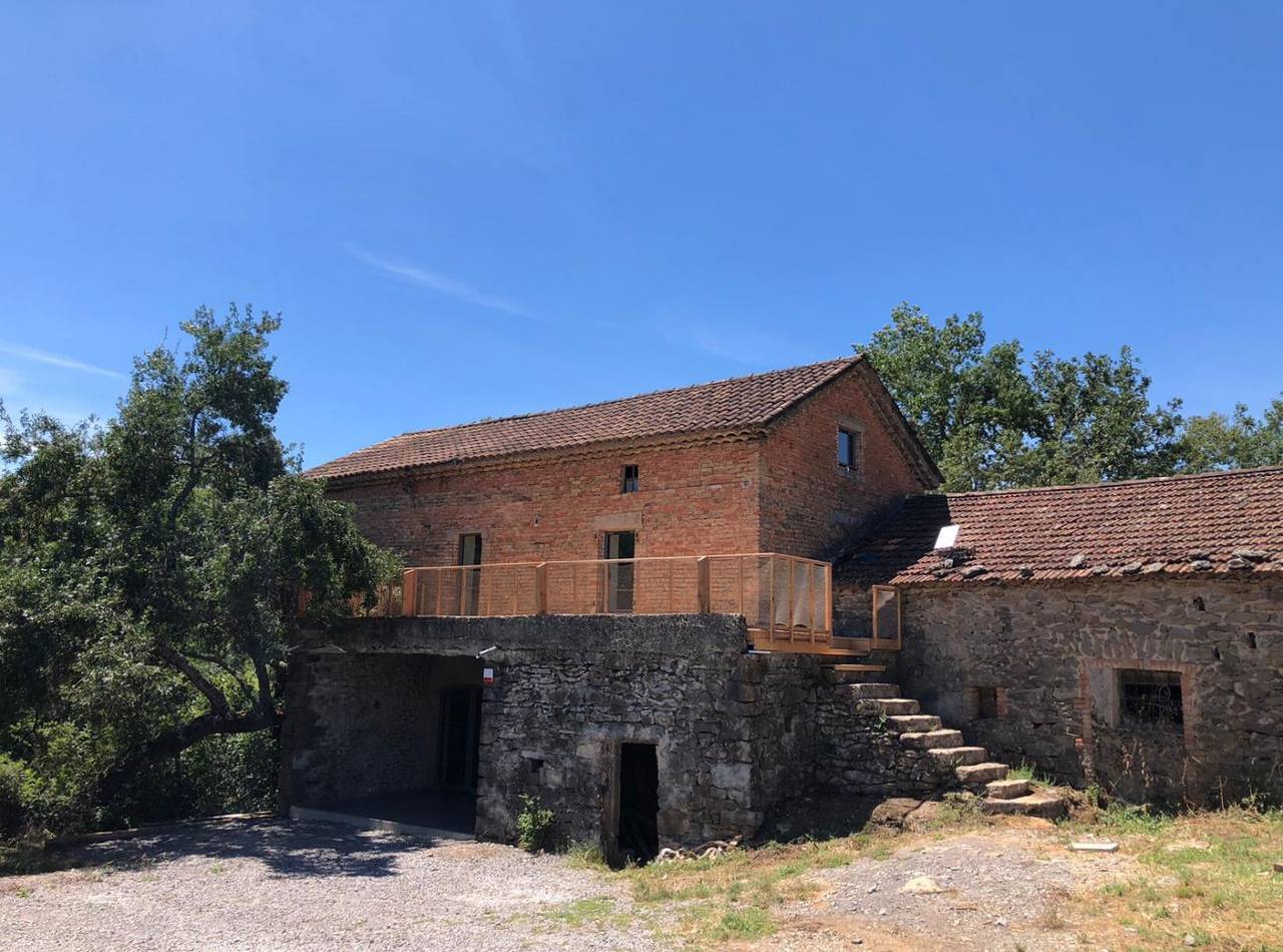 Magnifique mas rénové en pleine nature in Vinezac, Ardèche