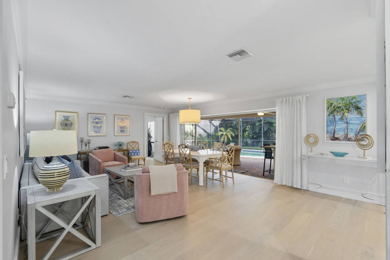 Luxury Beach House w/Private Beach in Moorings, Naples (Floride)