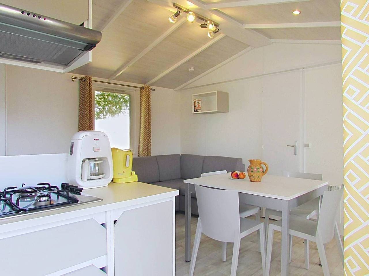 Mobil-home calme 4 pièces, proche plage, Erdeven in Erdeven, Côte des Mégalithes