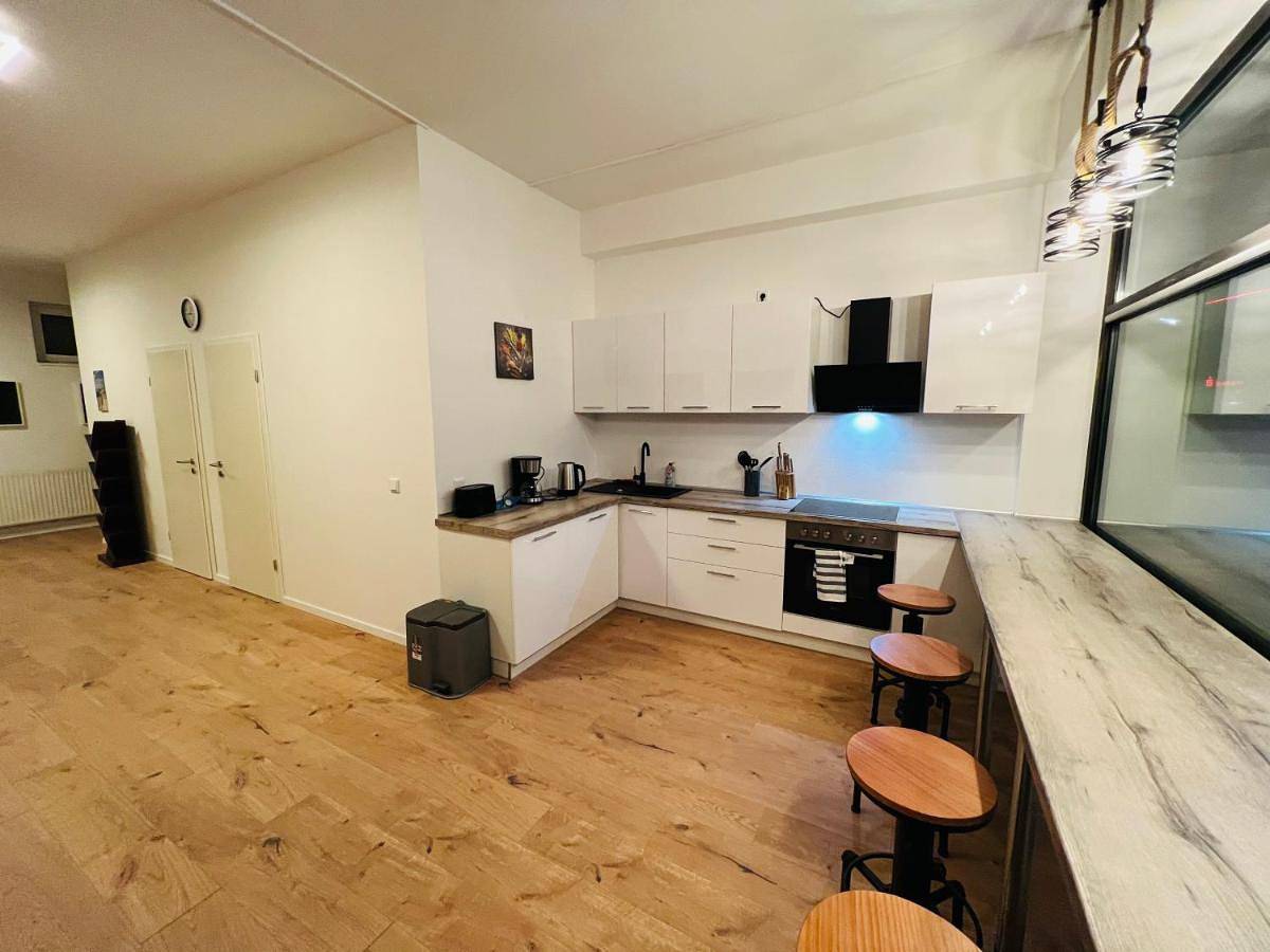 Ganze Wohnung, Big Apartment l 18 Beds l Free Parking l Wifi l in Erwitte, Kreis Soest