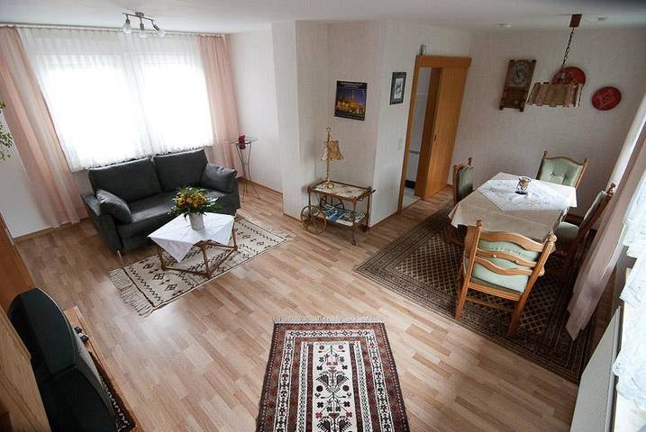 Ganze Ferienwohnung, 2-Bett-Ferienwohnung mit Terrasse in Hellenthal, Rureifel (Nordrhein-westfalen)