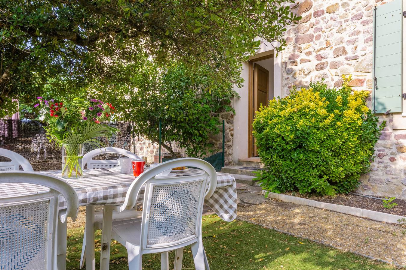 Casita de campo "Gite Paul" con terraza privada y Wi-Fi in Roquebrune-sur-Argens, Costa mediterránea (Francia)