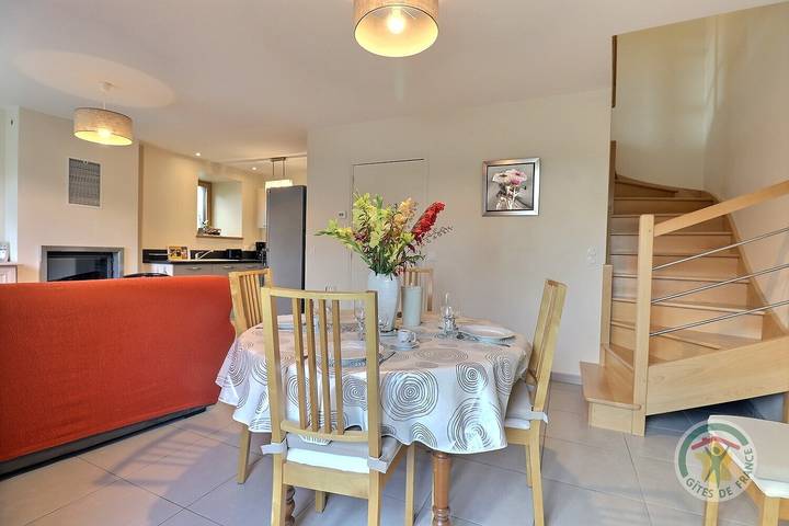 Gîte pour 4 personnes, avec Terrasse ainsi que Jardin et Vue à Meillac - 2