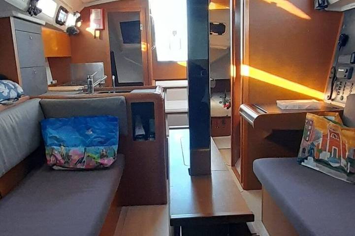 Péniche pour 6 personnes en Corse