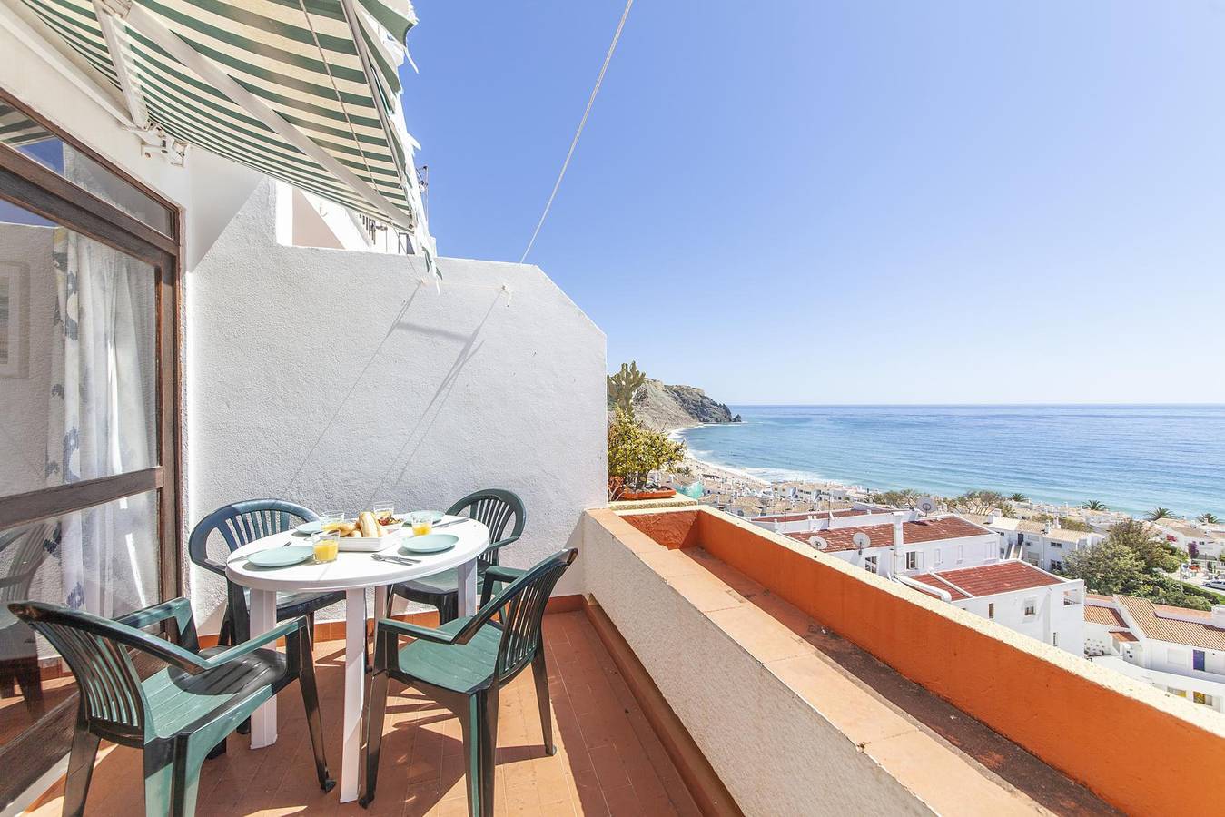 Ganze Wohnung, Ferienwohnung für 4 Personen mit Meerblick in Praia da Luz, Faro Distrikt